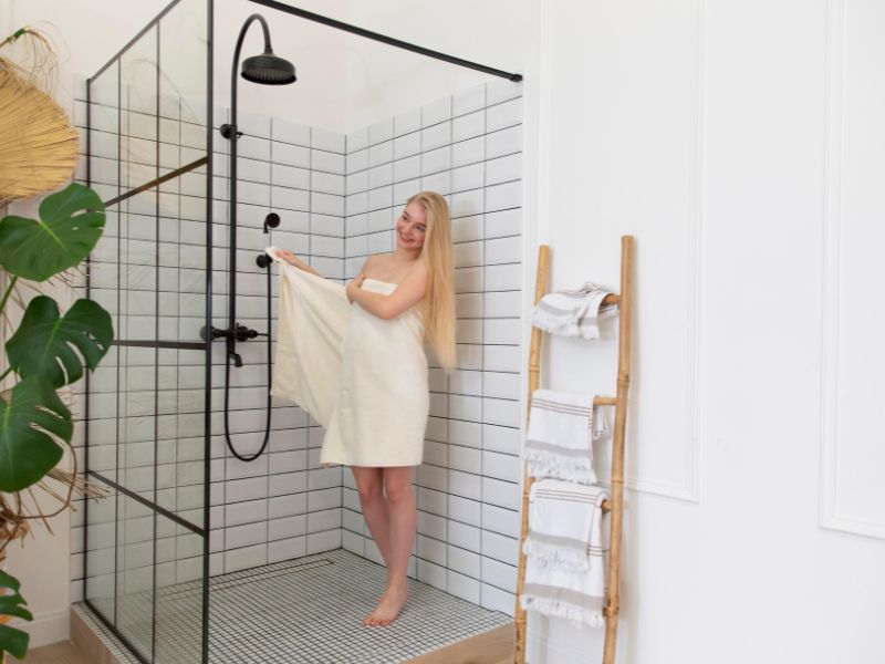 How Much Does a Tub-to-Shower Conversion Cost in Orlando, FL?