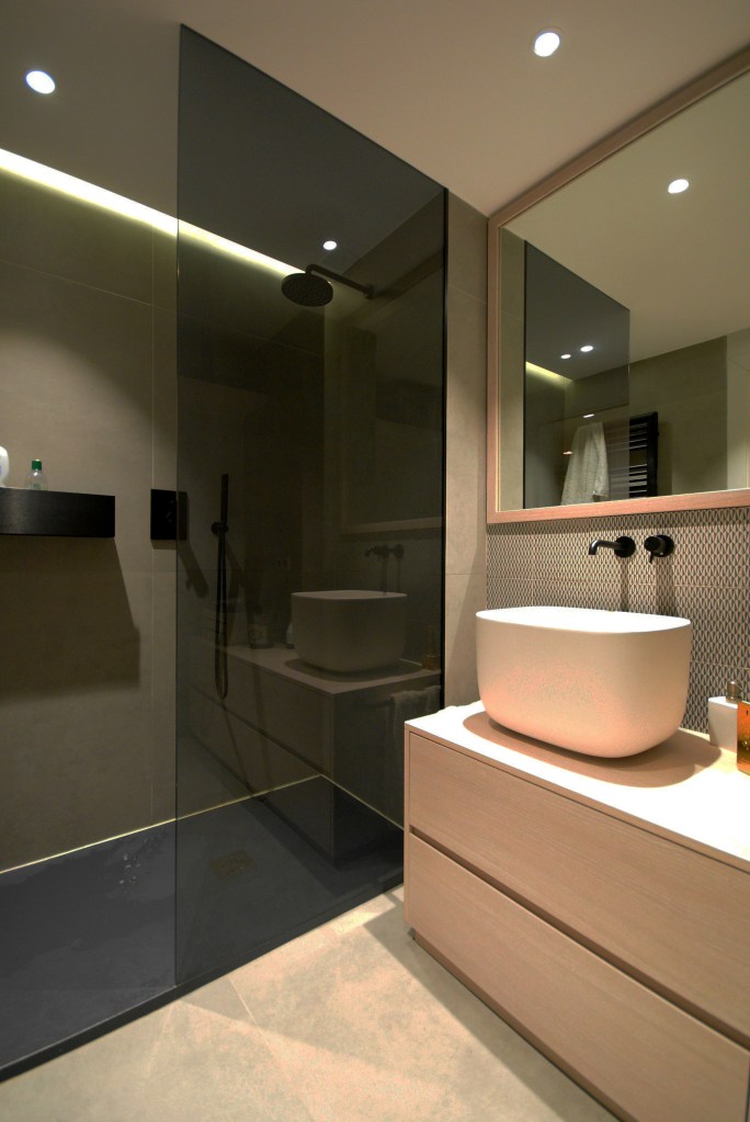 What's Included in a Master Bathroom Remodel in Orlando, FL?