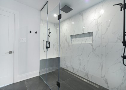 Walk-In Shower Installation in Orlando, FL